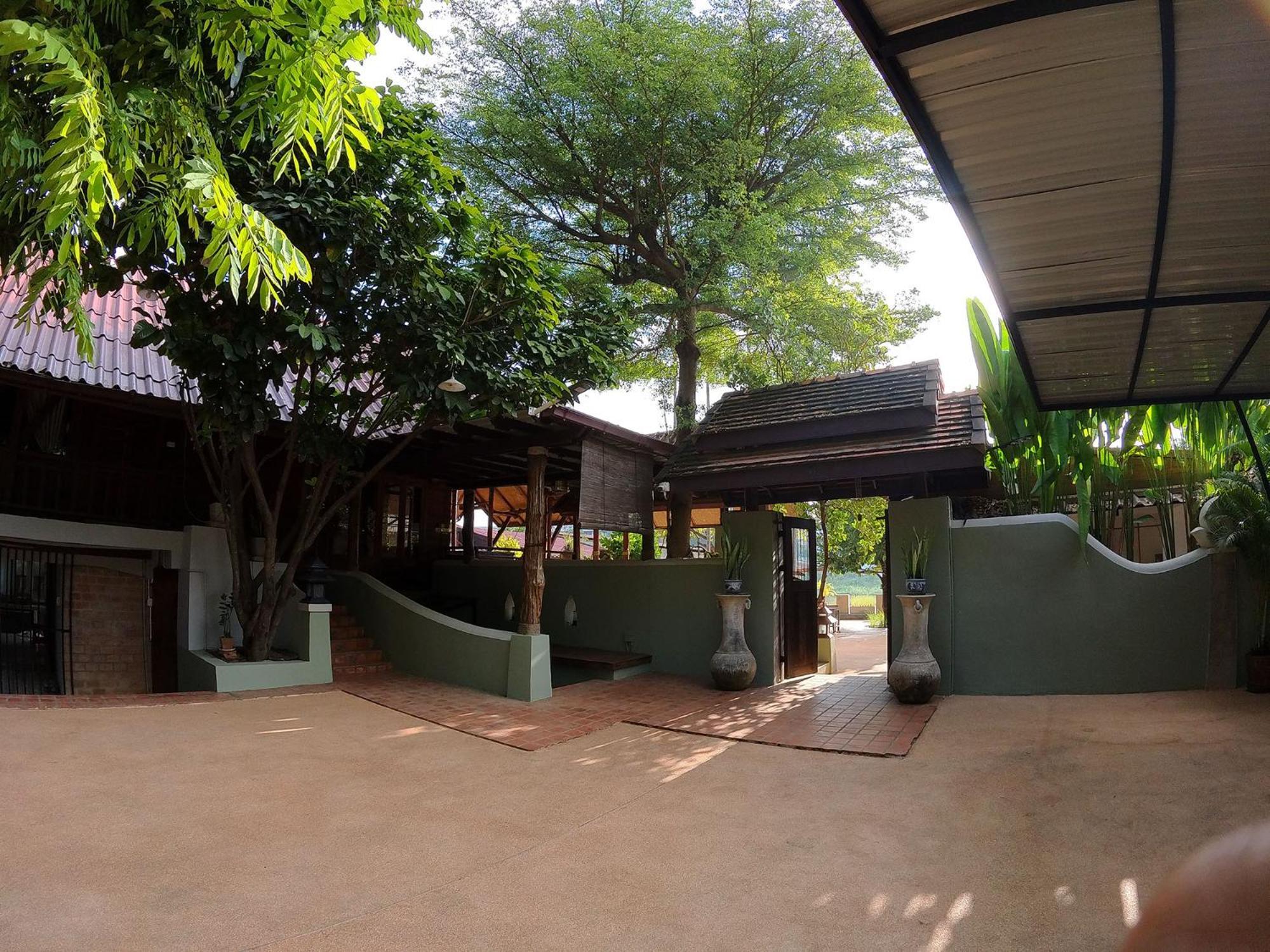 Tolani Riverside Villa Chiang Mai Exterior photo